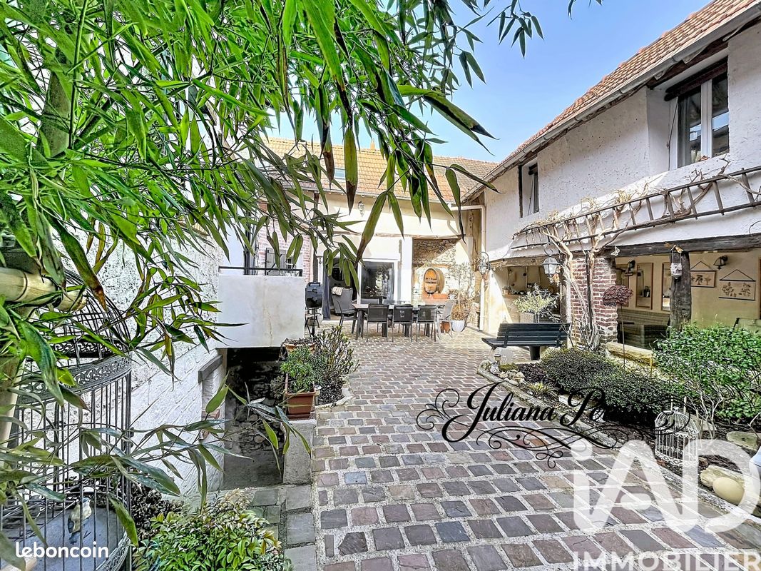 Maison 7 pièces 189 m² · à Bennecourt · 189 m² · 327 000 €