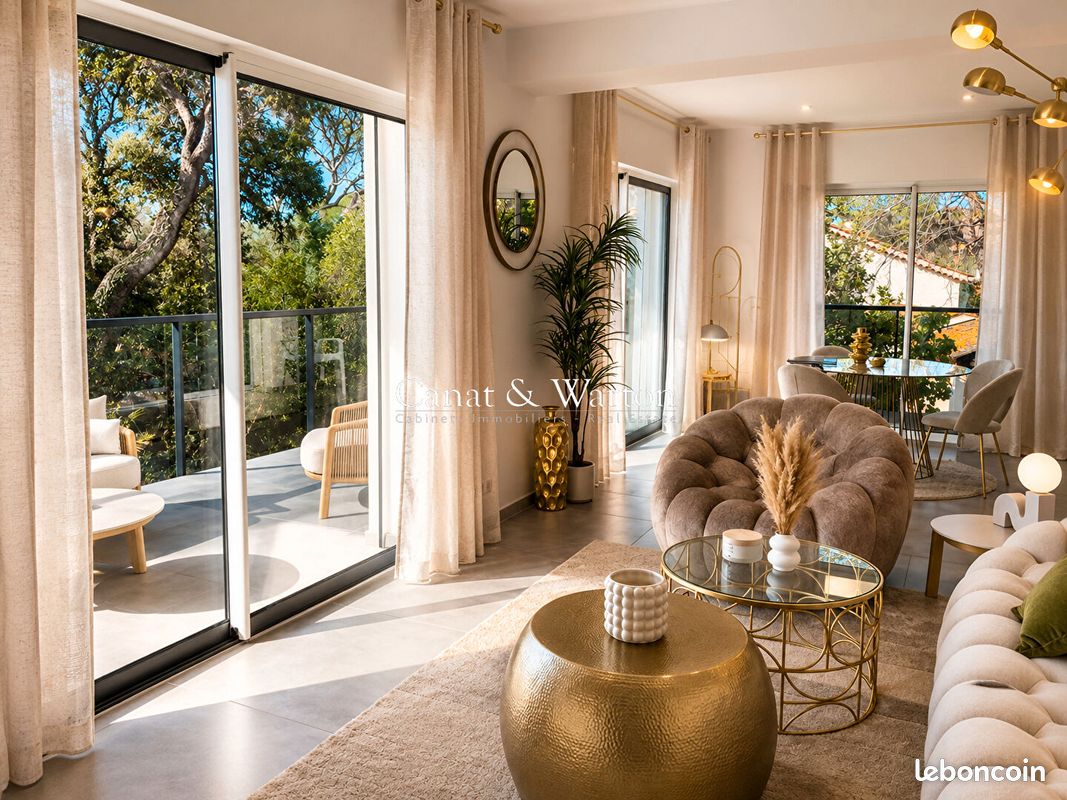 Appartement 3 pièces 80 m² · à Saint-Raphaël · 80 m² · 695 000 €