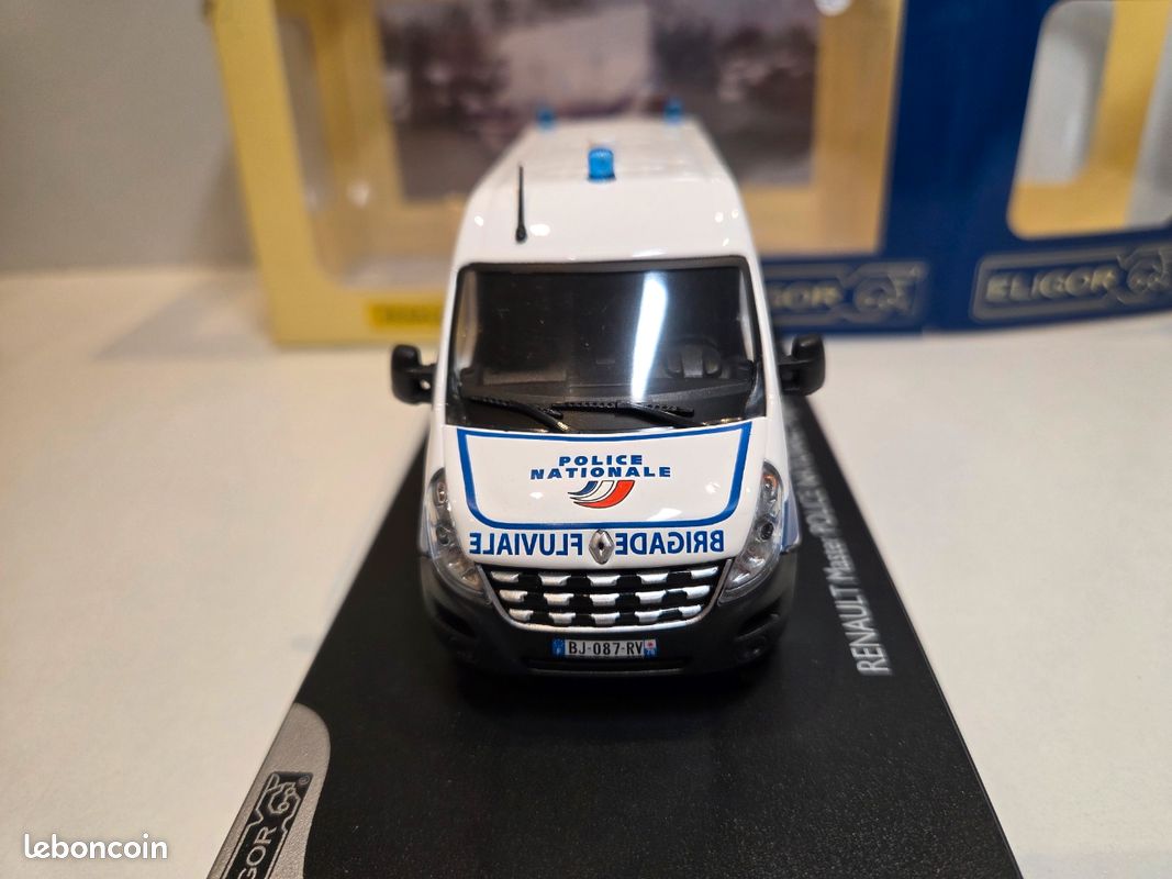 RENAULT MASTER 2019 POLICE NATIONALE GRIS ELIGOR 1/43 Réf 118006 - La