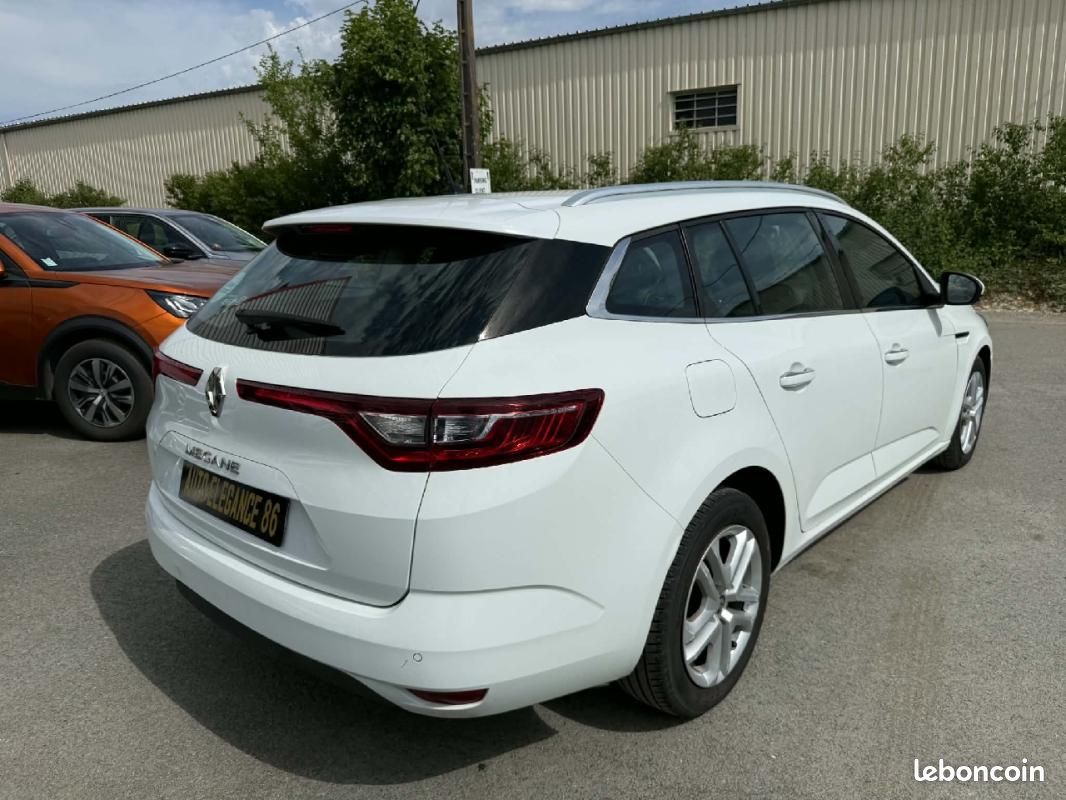 Renault Mégane IV DCI 90 ENERGY AIR NAV (image 4)