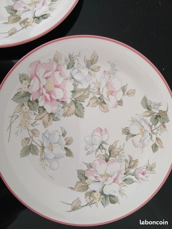Lot de deux assiettes à fleurs "Millefleurs Japon" (image 8)