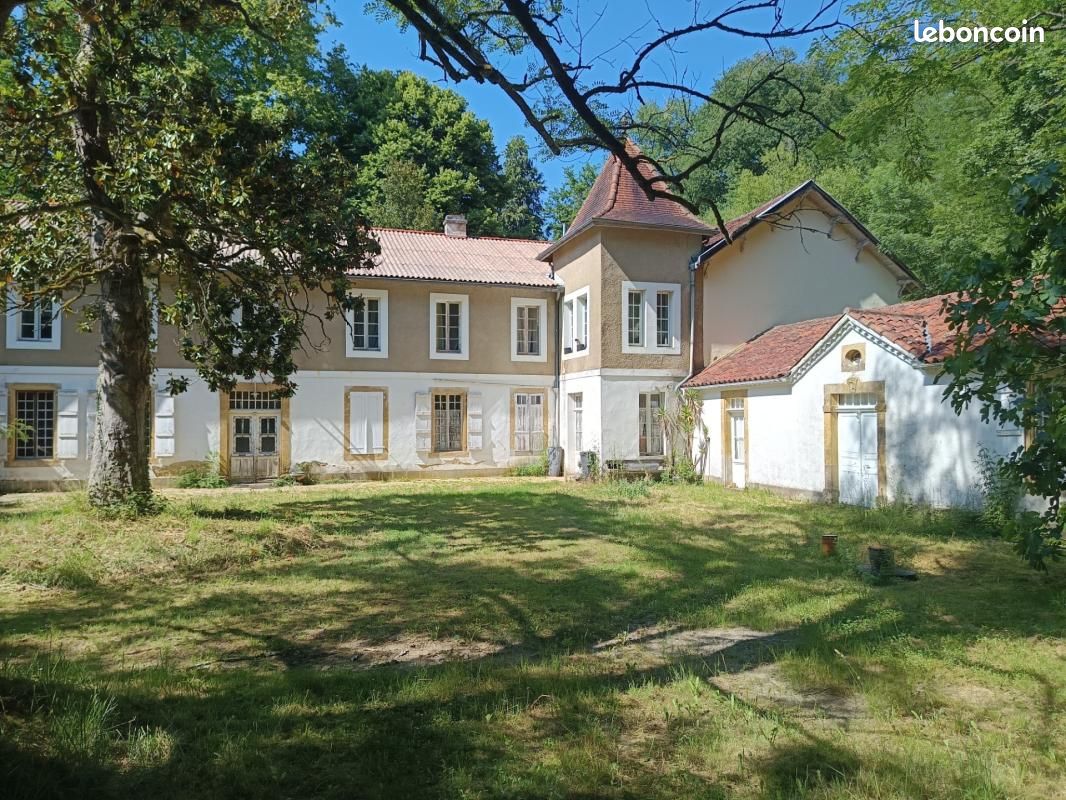 Maison 26 pièces 1000 m² · à Aurensan · 1 000 m² · 295 000 €
