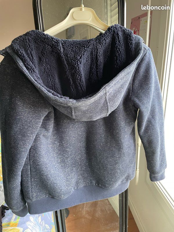 Gilet avec capuche CREEKS (image 2)