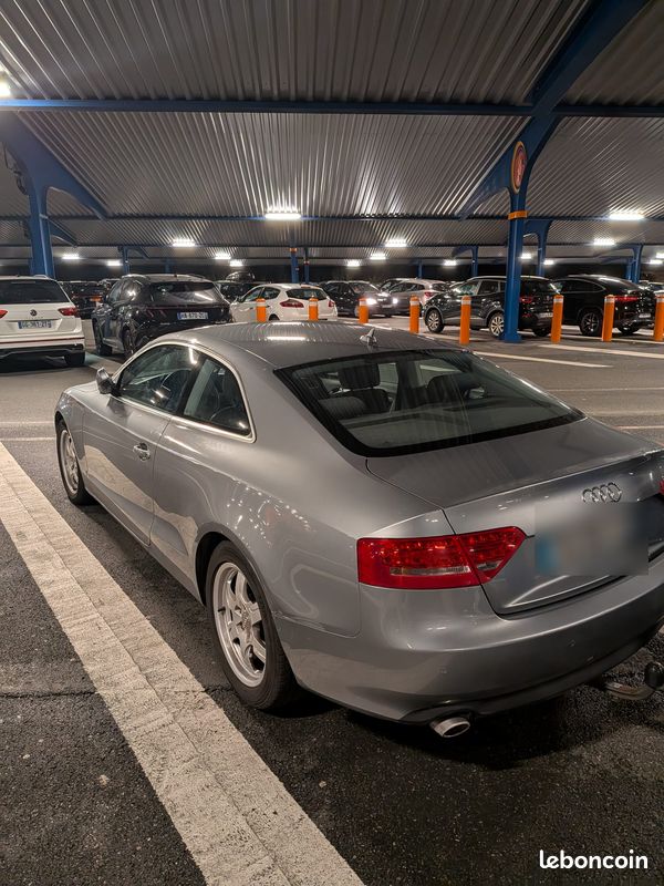 Audi a5 coupe (image 2)