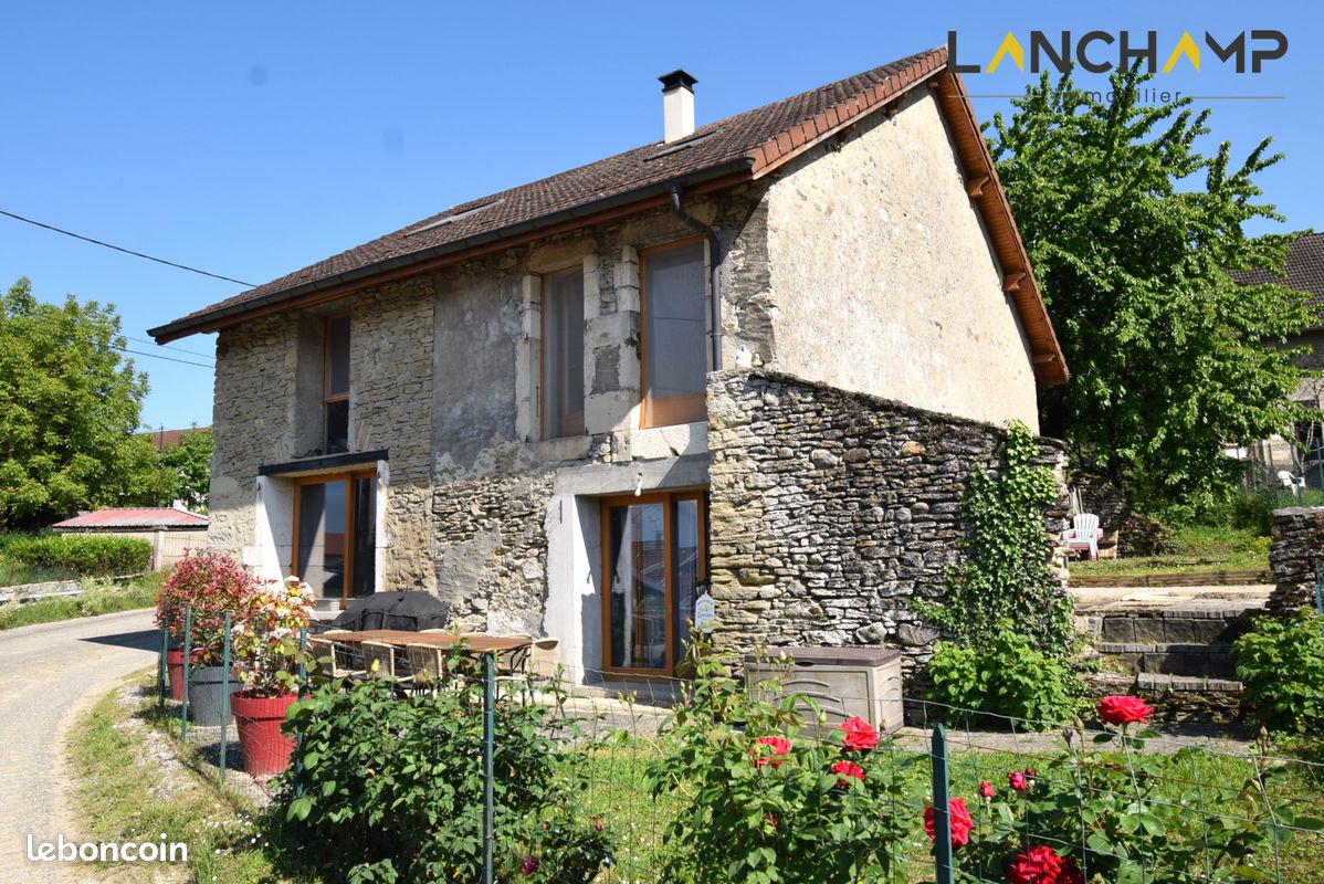 Maison 6 pièces 180 m² · à Seyssel · 180 m² · 359 000 €