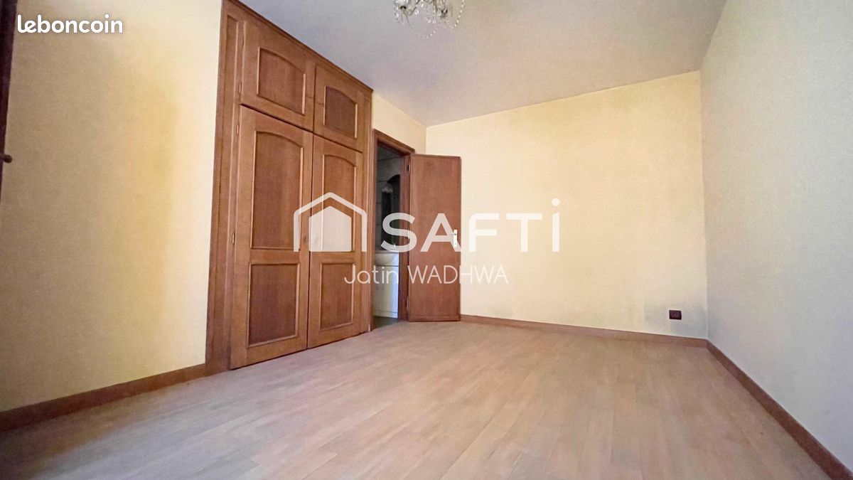 Maison 13 pièces 311 m² (image 9)