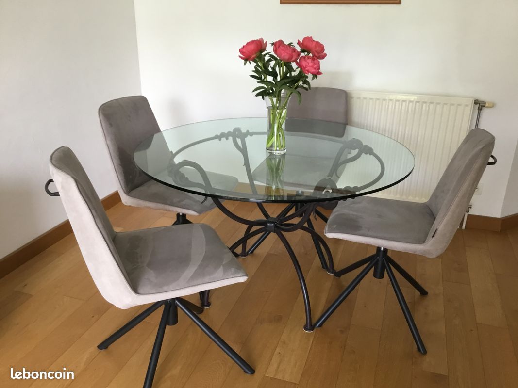 Table ronde (image 2)