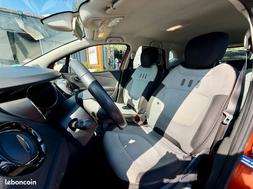 Renault Captur 0.9 TCE / Crit'air 1 pollution / Ecran tactile, Régulateur de vitesse / Bon état général / Garantie 6 mois (image 6)