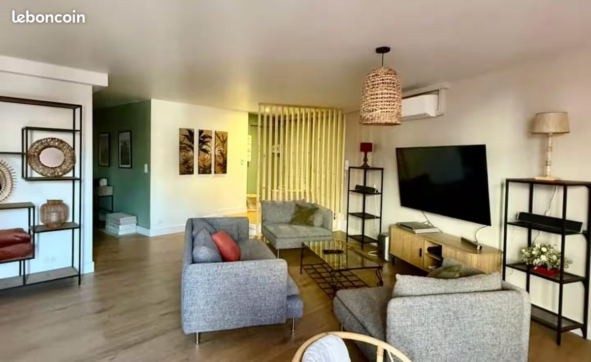 Appartement 5 pièces 140 m² · à Blois · 140 m² · 1 650 €/mois