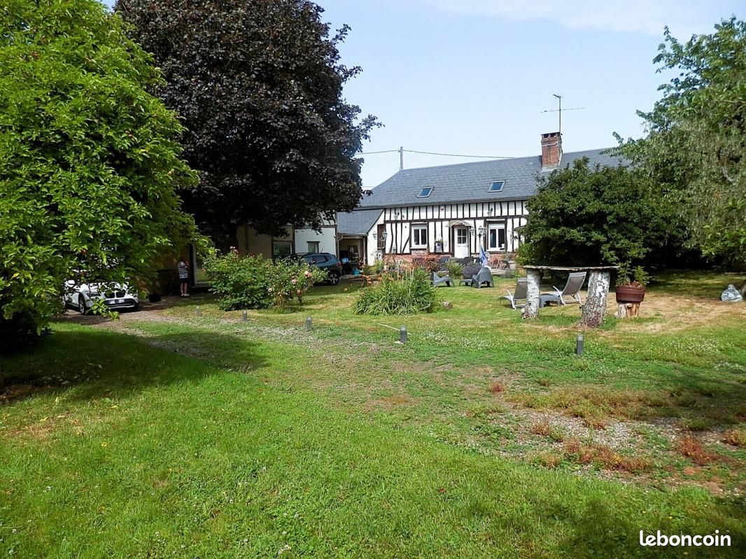 Maison 7 pièces 177 m² · à Poix-de-Picardie · 177 m² · 329 600 €