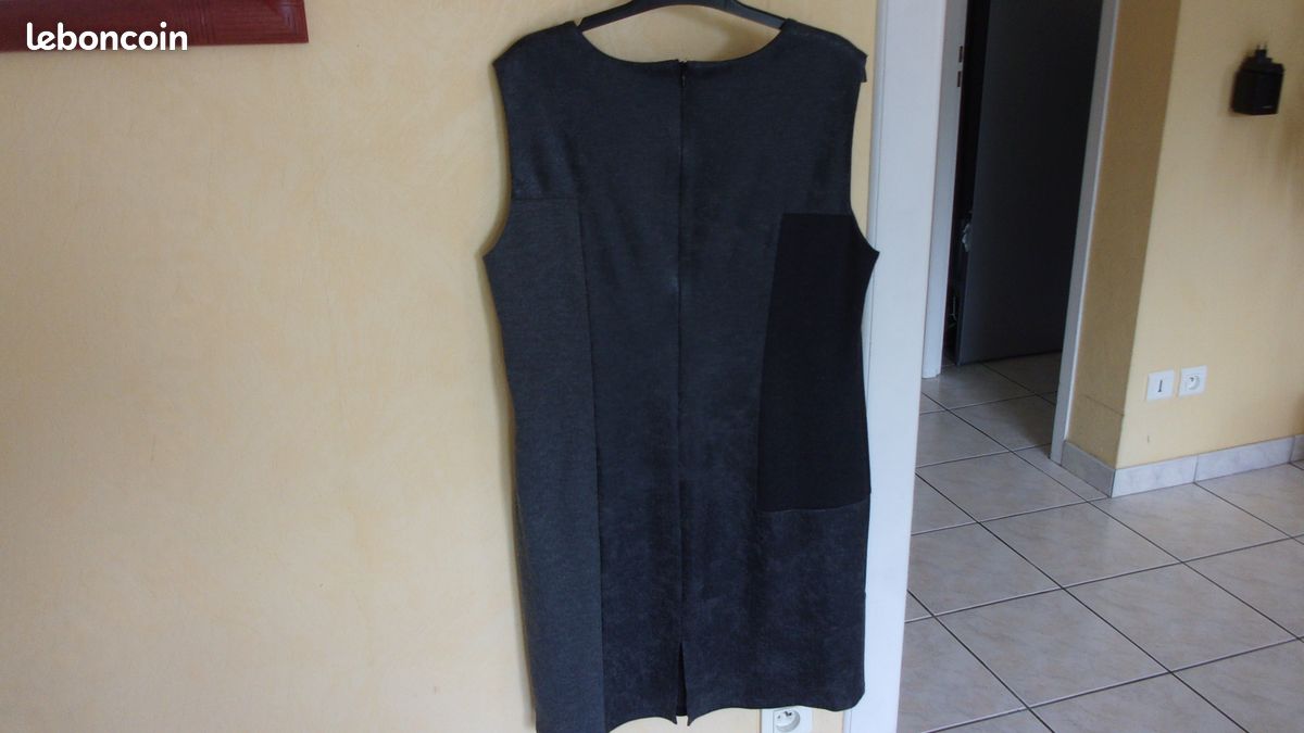 Robe droite anthracite 44 (image 3)