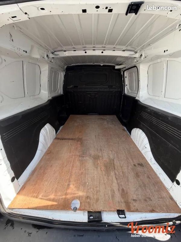 Peugeot Partner Vu FOURGON LONG 950kg Blue-HDI 100 CH Clim GPS 2022 TVA RÉCUPÉRABLE 8490 TTC (image 8)