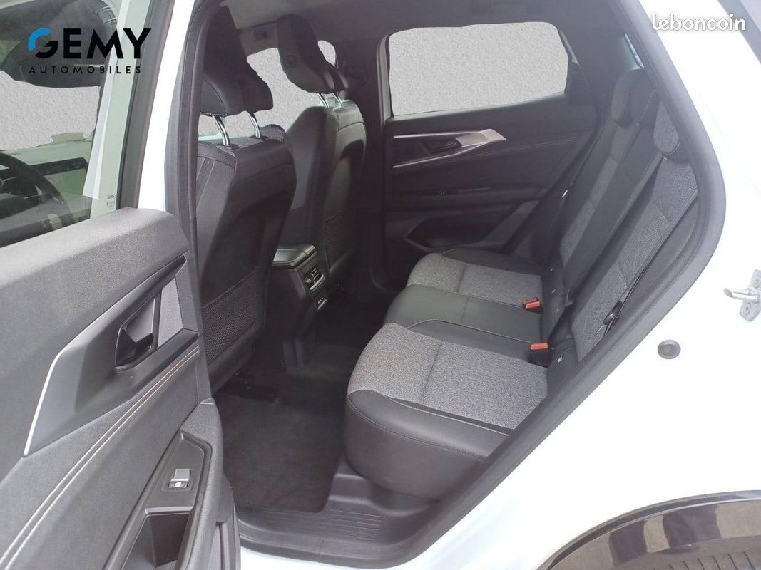 RENAULT Austral full hybrid E-Tech 200 ch Techno (image 10)