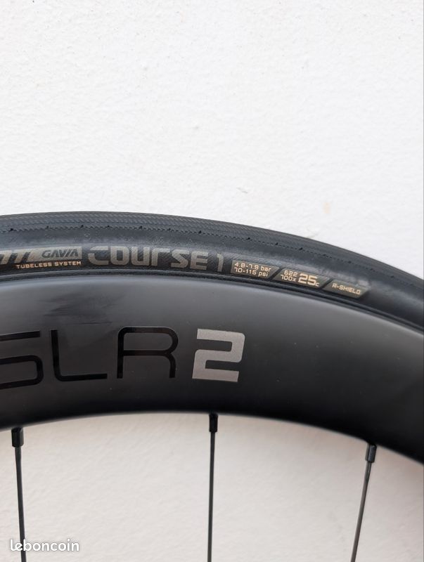 Roue giant carbone SLR2 50 (image 4)