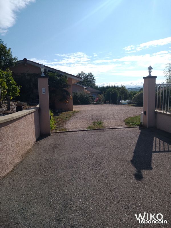 Maison 6 pièces 158 m² · à Hauterives · 158 m² · 420 000 €