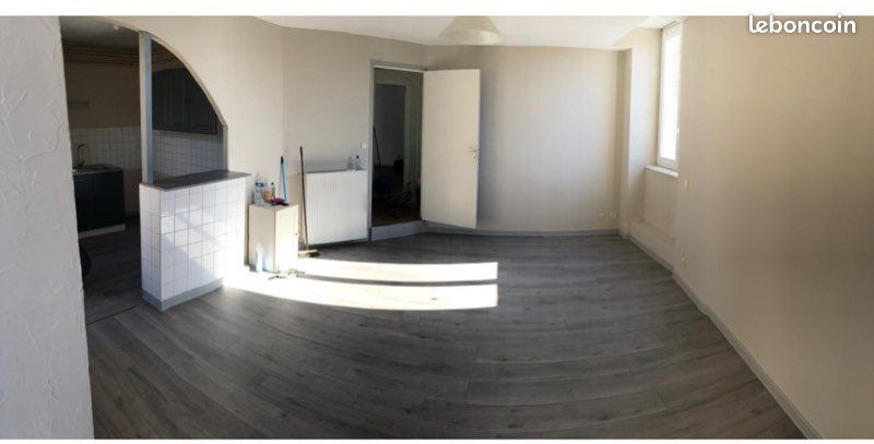 Appartement 3 pièces 55 m² · à Thiers · 55 m² · 500 €