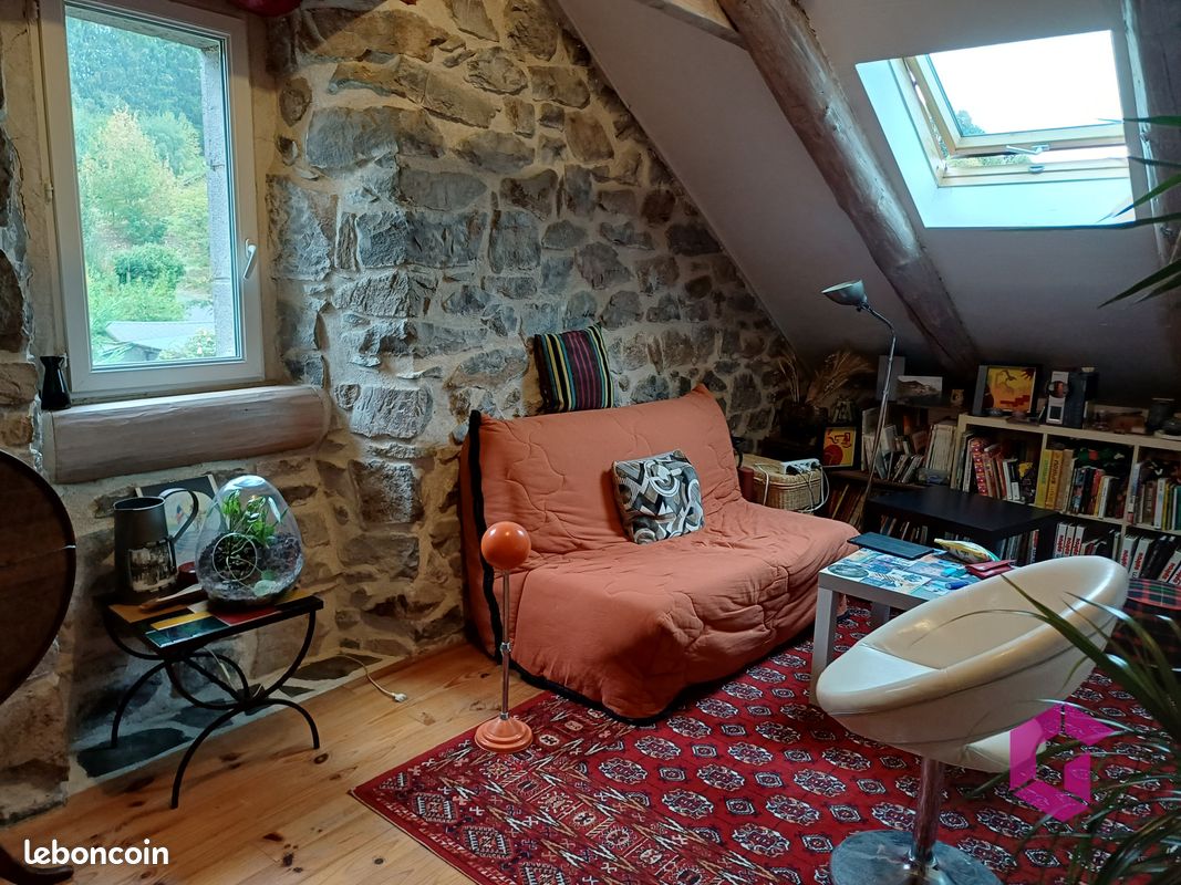 Appartement 4 pièces 54 m² · à Mazet-Saint-Voy · 54 m² · 62 000 €