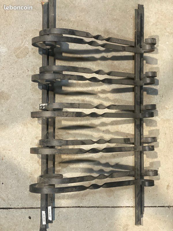 Grille défense fenêtre 80x60(ht) (image 2)