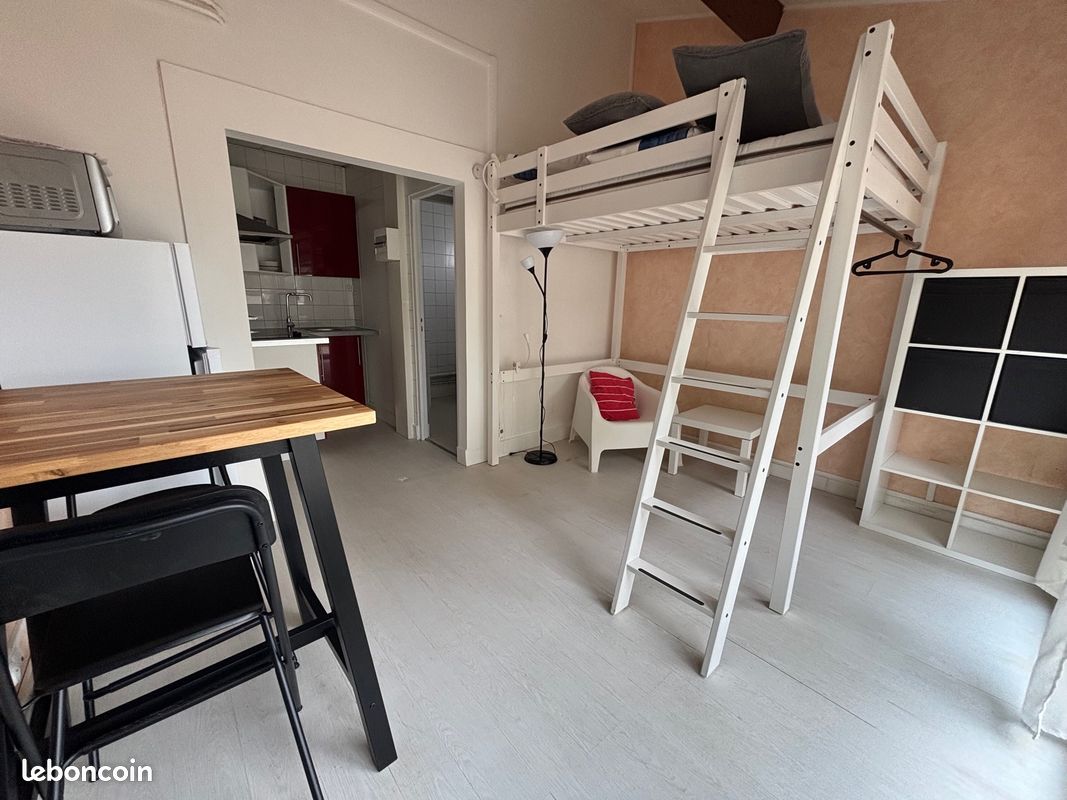 Appartement 1 pièce 18 m² · à La Plaine-sur-Mer · 18 m² · 390 €/mois