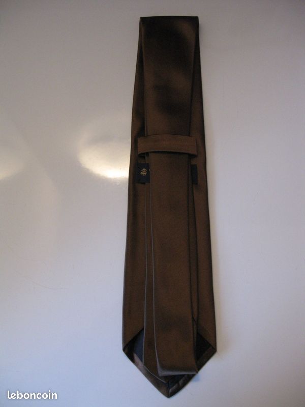 Cravate en Soie Faite Main - NEUVE - Made in USA (image 2)