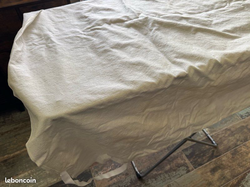 Alèse protège matelas imperméable 140 par 190 (image 2)