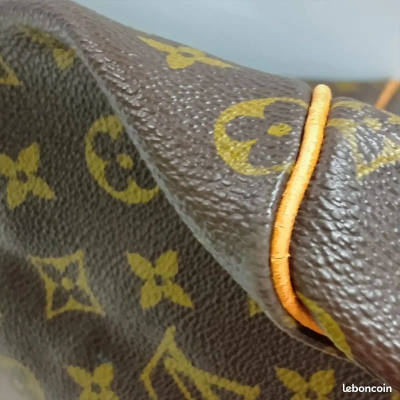 Sac Louis Vuitton Monogram Keepall 55 (image 11)