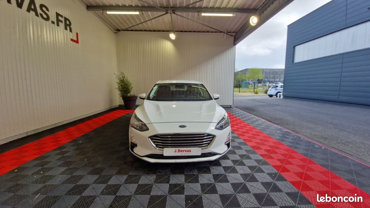 Ford Focus 1.0 ECOBOOST 125 SS TITANIUM X BUSINESS (image 2)