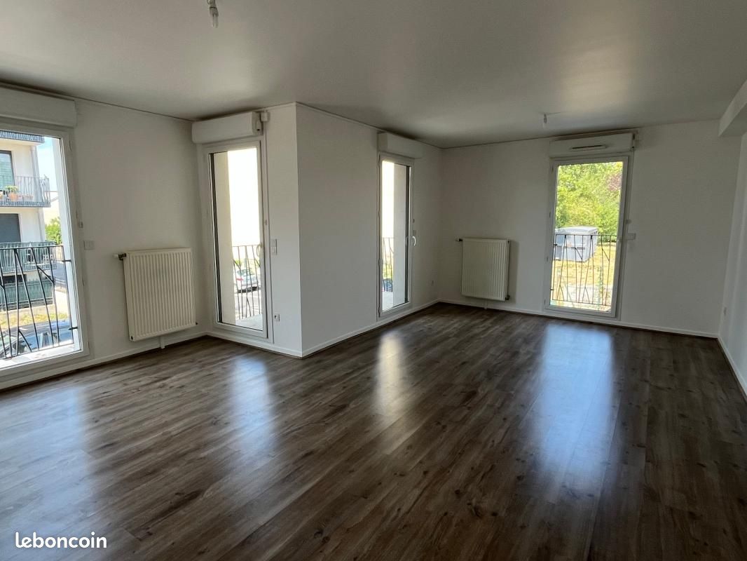 Appartement 3 pièces 91 m² · à Reims · 91 m² · 850 €