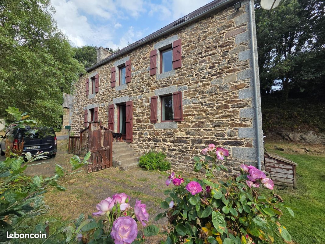 Maison 5 pièces 153 m² · à Plougonver · 153 m² · 227 500 €