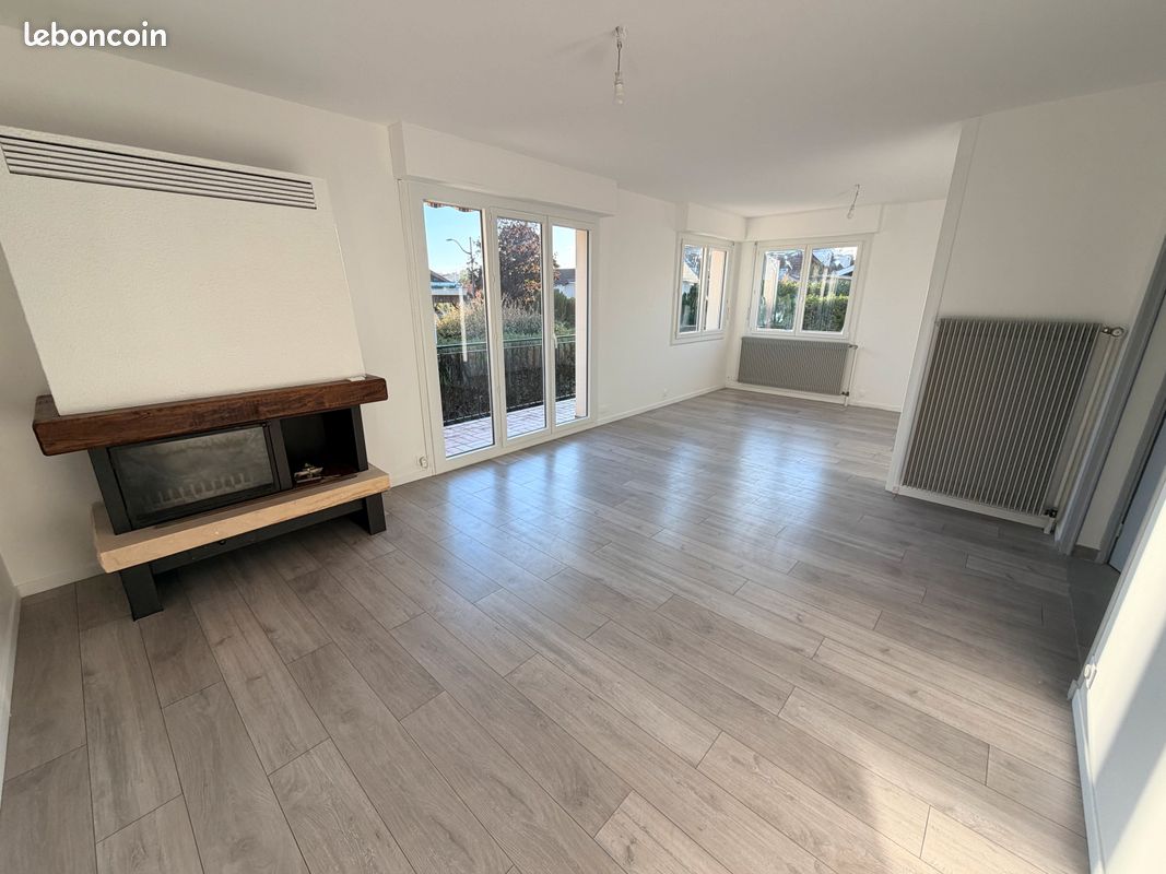 Maison 5 pièces 121 m² · à Fontaine-lès-Dijon · 121 m² · 385 000 €