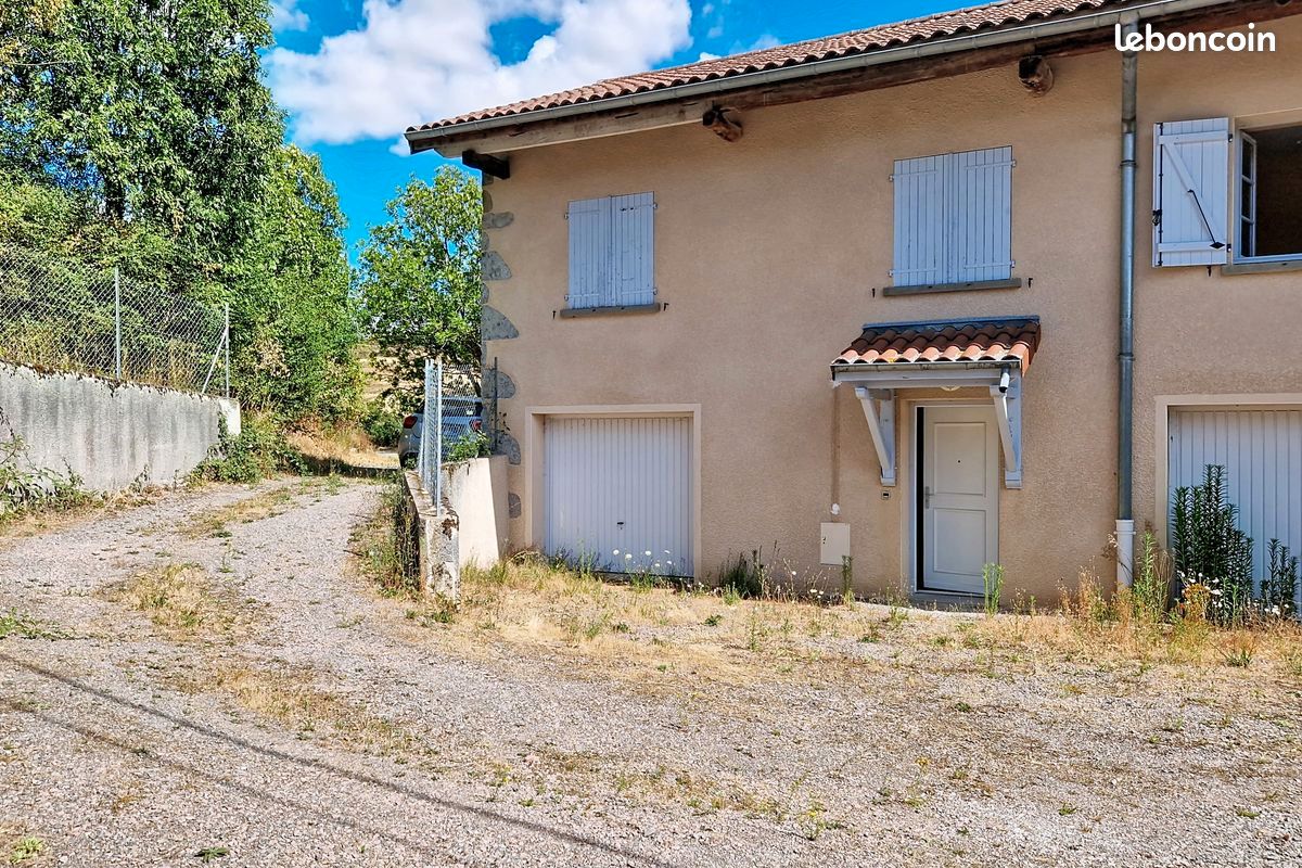 Appartement 3 pièces 74 m² · à Deux-Grosnes · 74 m² · 60 000 €