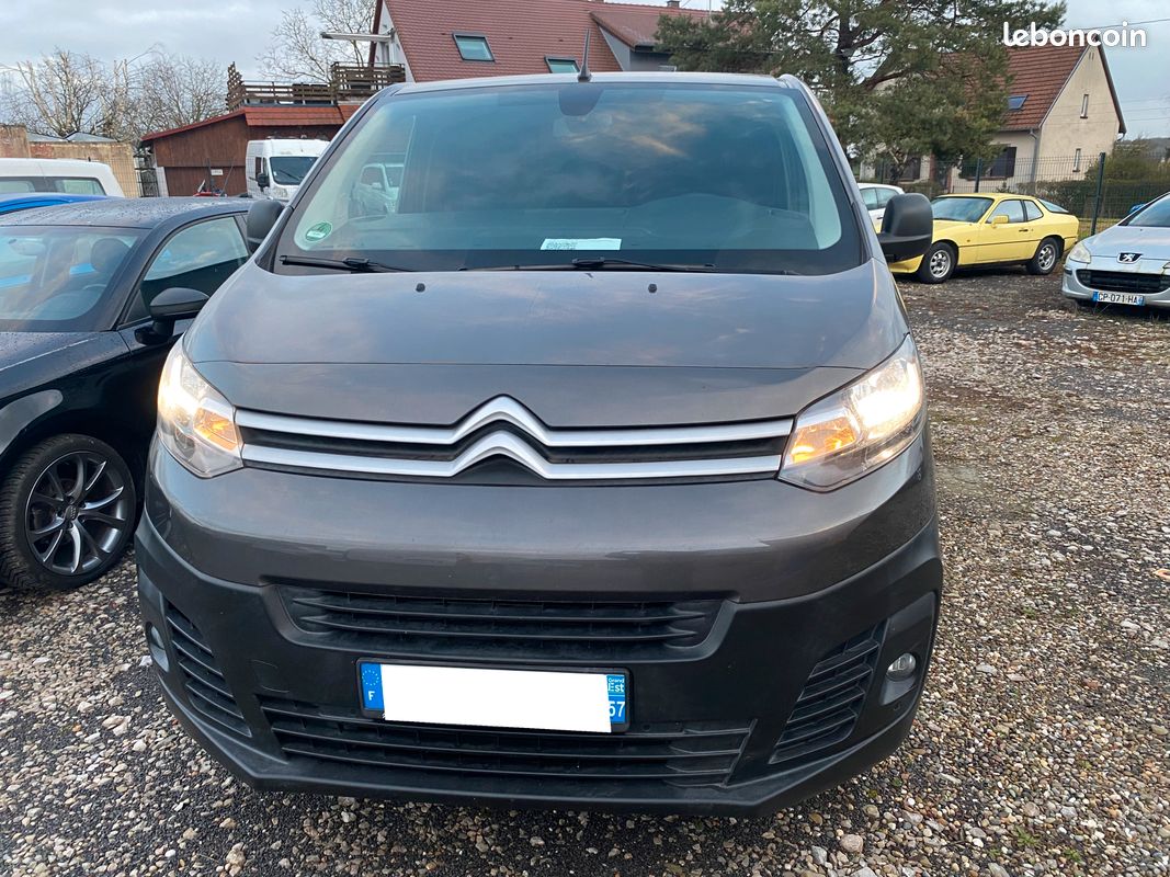 CITROEN JUMPY 2L HDI 122CH Standart M 3 Places attelage vitré AR garantie 12 mois (image 3)