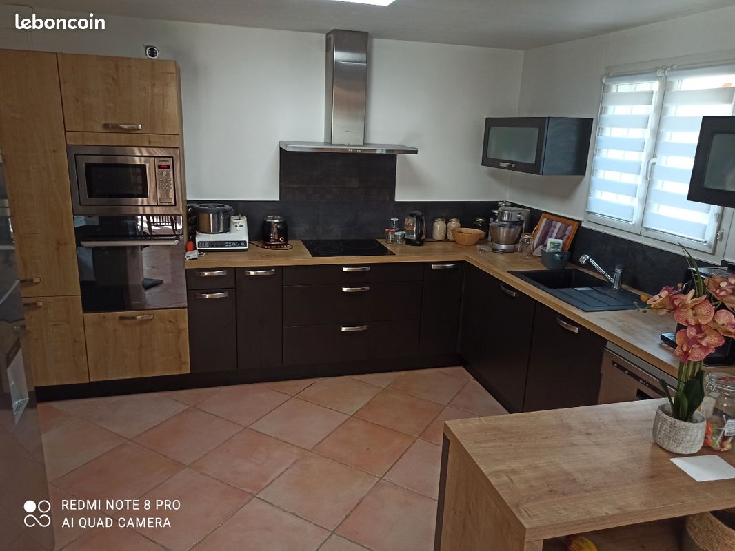 Maison 5 pièces 120 m² · à Saint-Chamas · 120 m² · 389 900 €