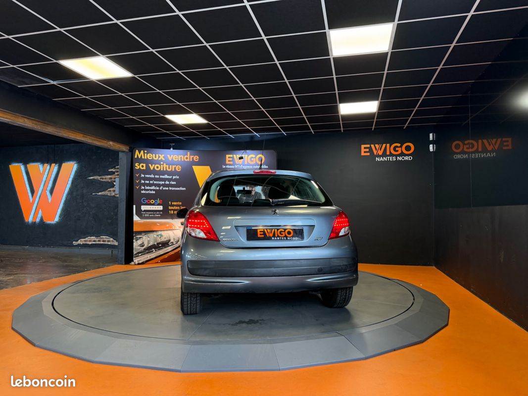 PEUGEOT 207 1.4 VTI 95 ACTIVE / CLIMATISATION / EMBRAYAGE NEUf (image 28)