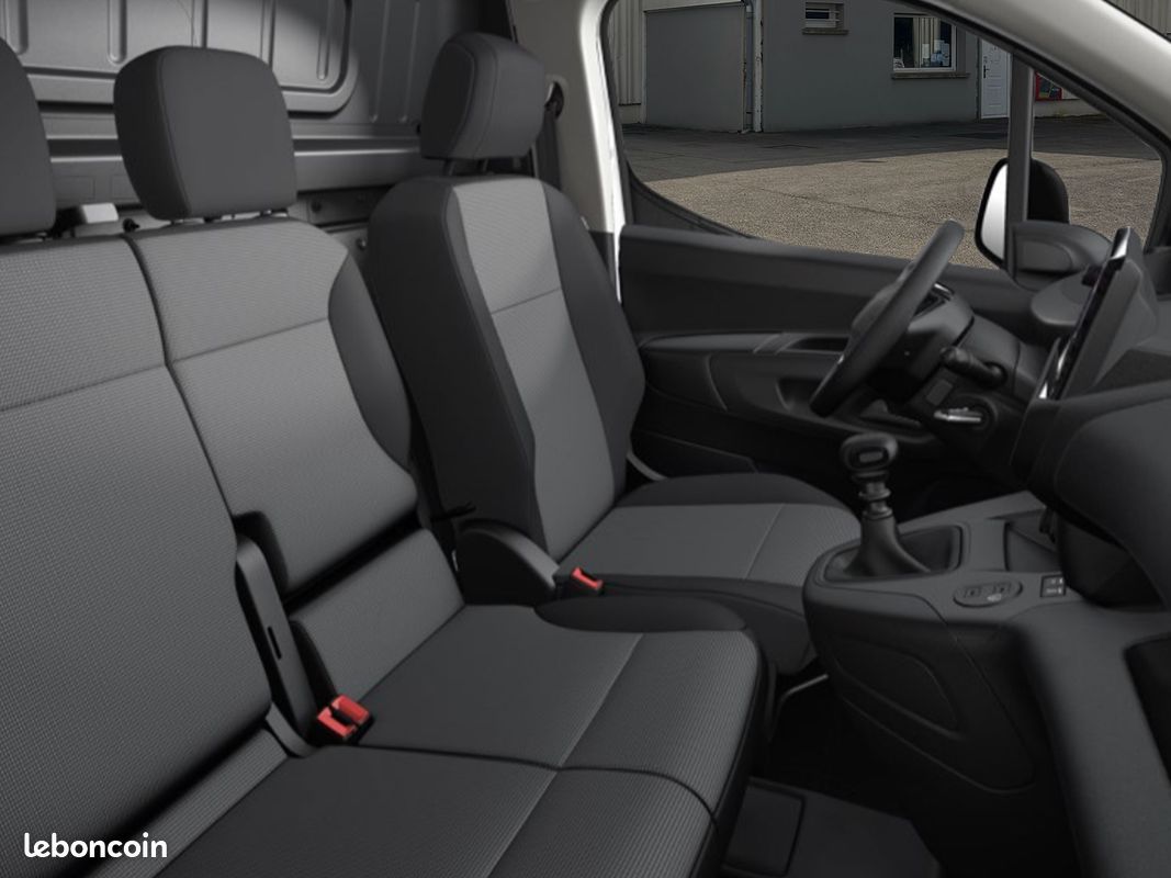 Peugeot Partner XL Fourgon Diesel 130ch 3 places - Leasing (image 5)