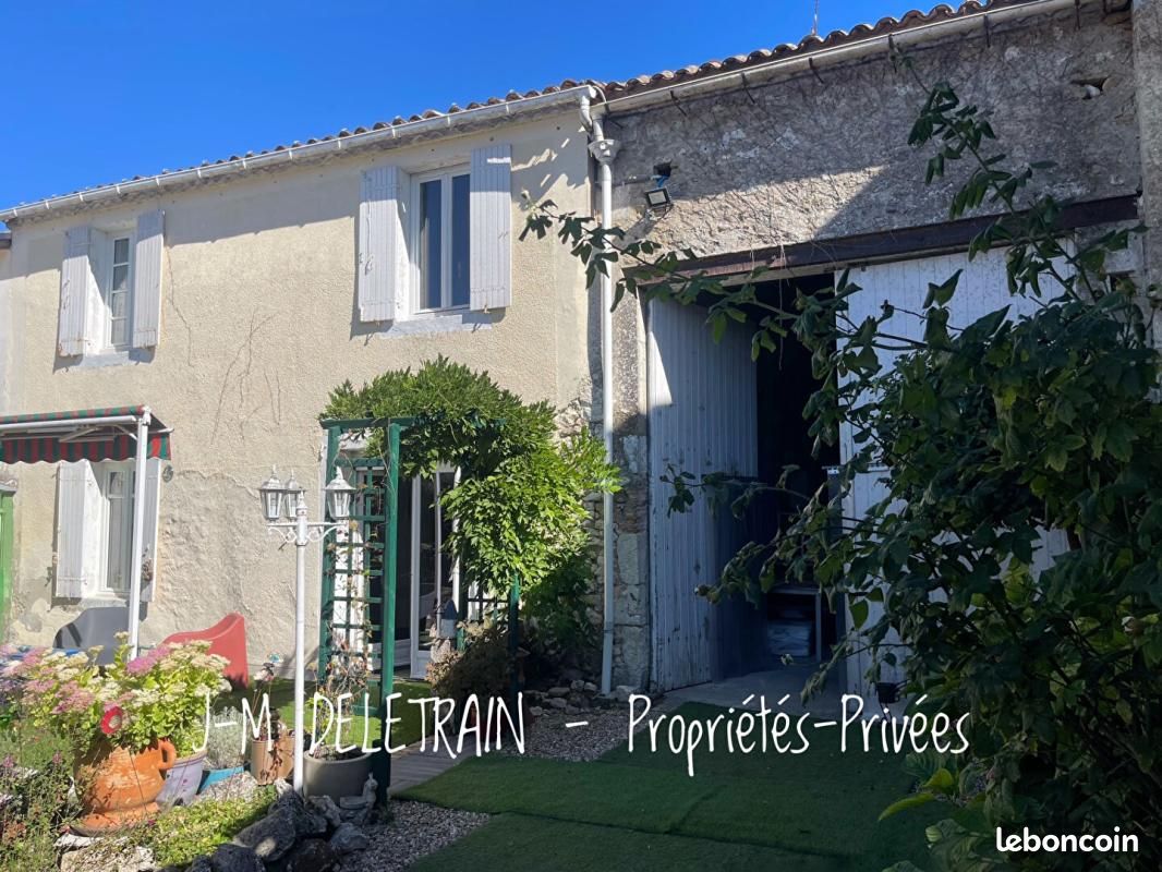 Maison 6 pièces 140 m² · à Vélines · 140 m² · 242 000 €