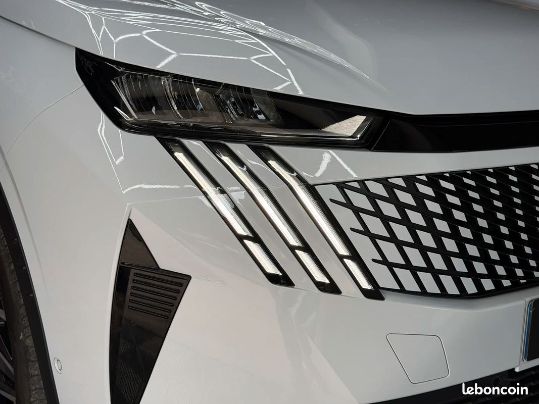 Peugeot 3008 III Hybrid 136 Allure (image 23)