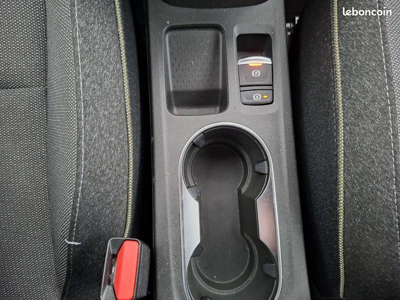 Renault Captur E-Tech full hybrid 160 ch Techno (image 26)