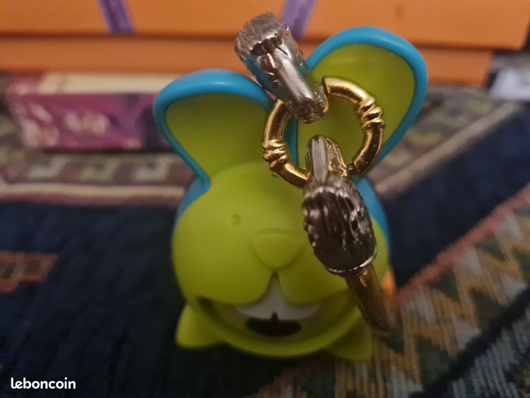 Bracelet avec tete de lion (image 2)