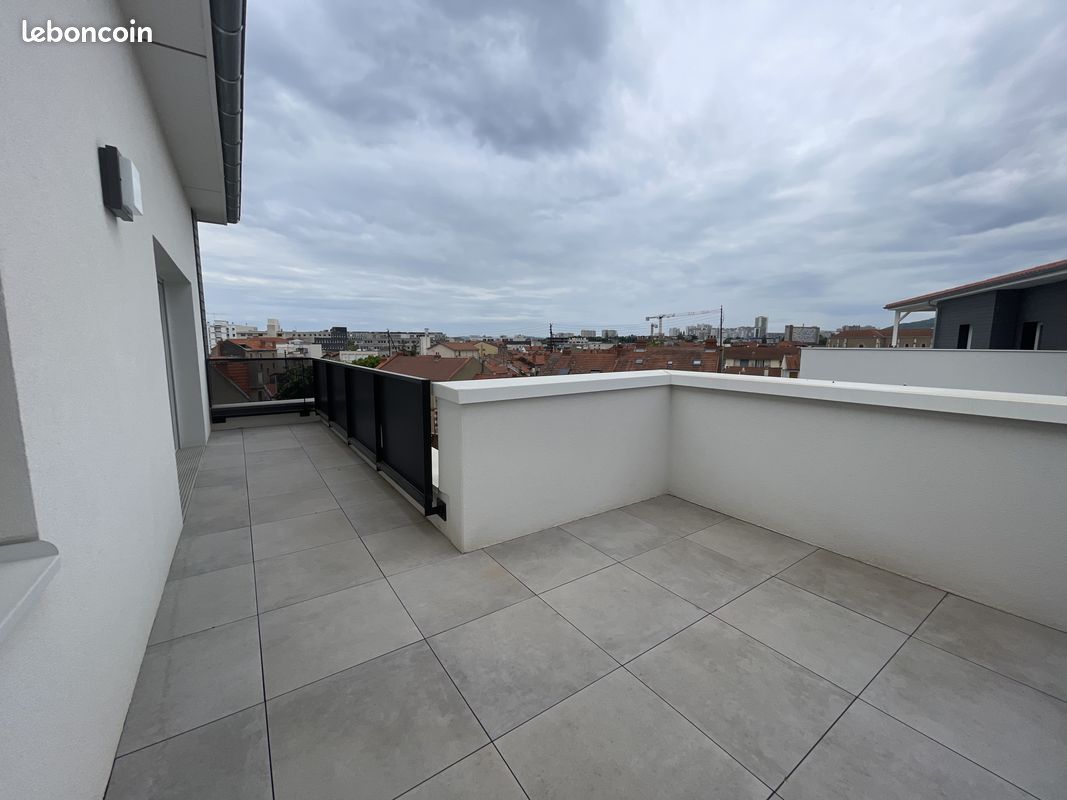 Appartement 4 pièces 90 m² · à Clermont-Ferrand · 90 m² · 1 168 €/mois