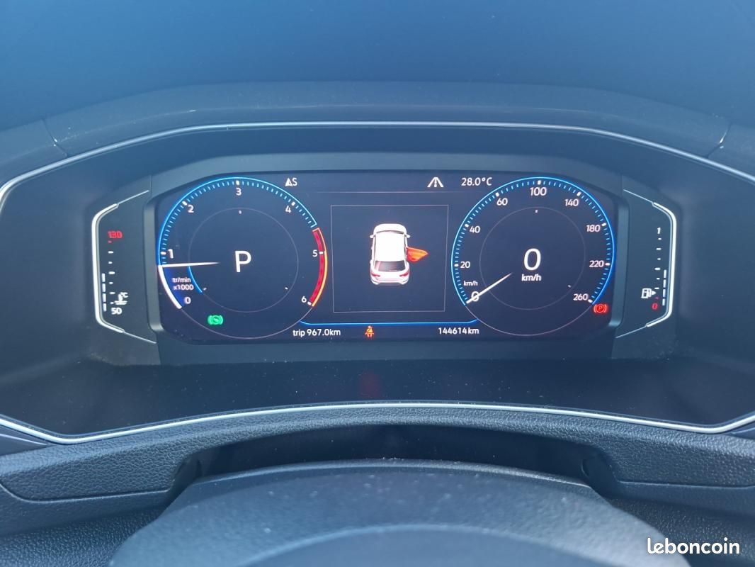 Volkswagen T-Roc 2.0 Tdi 150 ch Carat 4motion Dsg Bva Start-stop /Distri ok/Suivi complet/Croffre... (image 17)