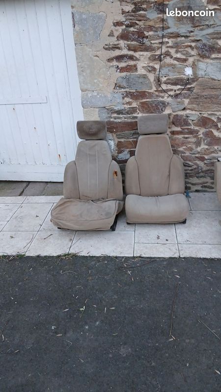 Sièges Renault 5 GTL d’origine + banquette arrière – À restaurer (image 1)