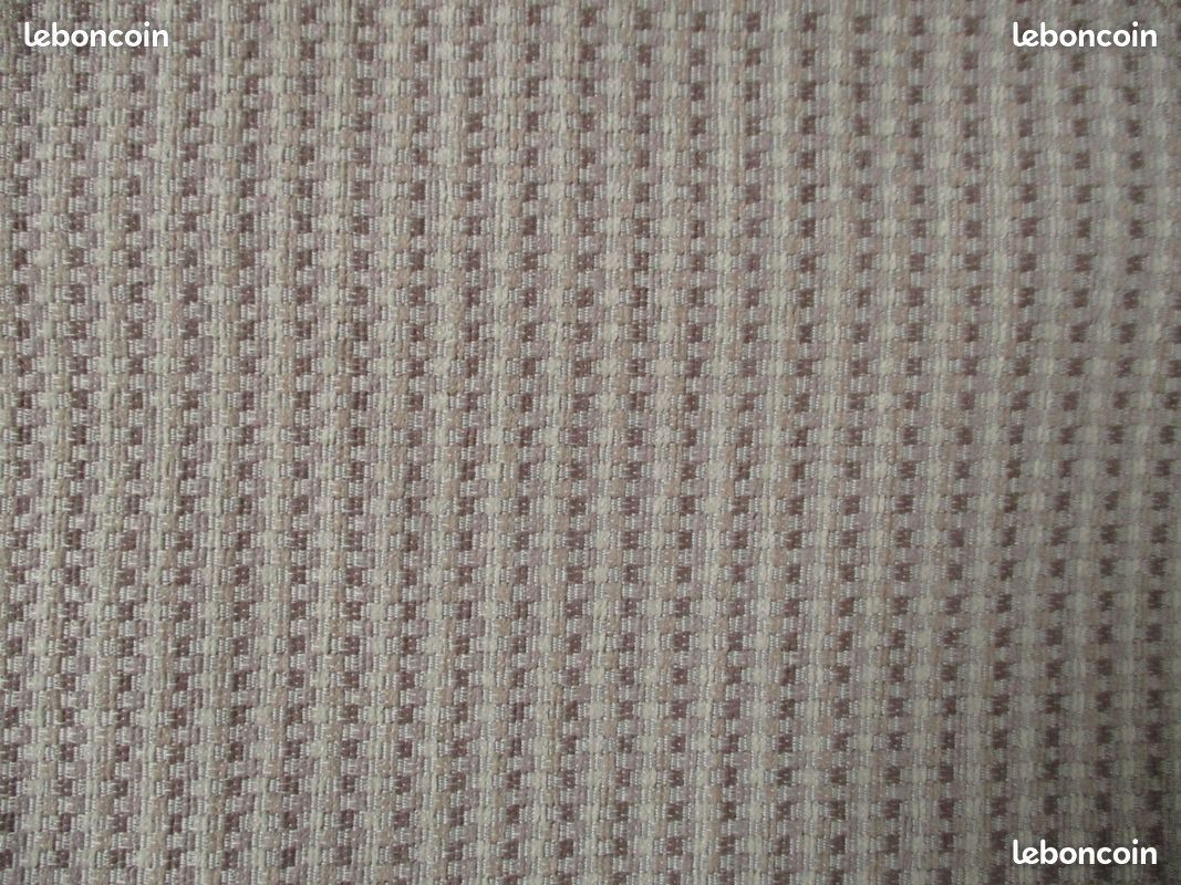 Photographie D'un Homme Sur Une Chemise à Manches Longues | Photo Gratuite Photographie D'un Homme Sur Une Chemise à Manches Longues | Photo Gratuite