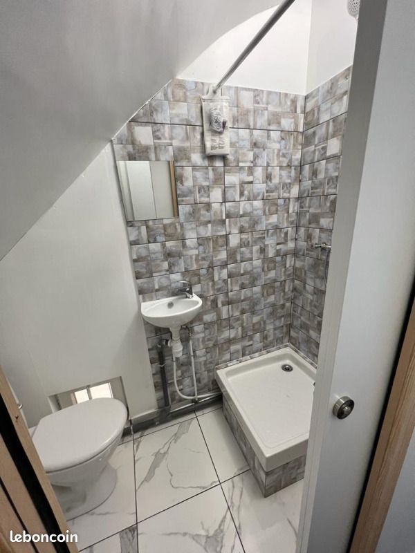 Appartement 1 pièce 18 m² · à Écourt-Saint-Quentin · 18 m² · 330 €/mois