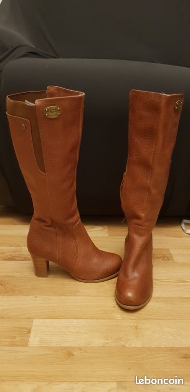 Bottes UGG (image 1)