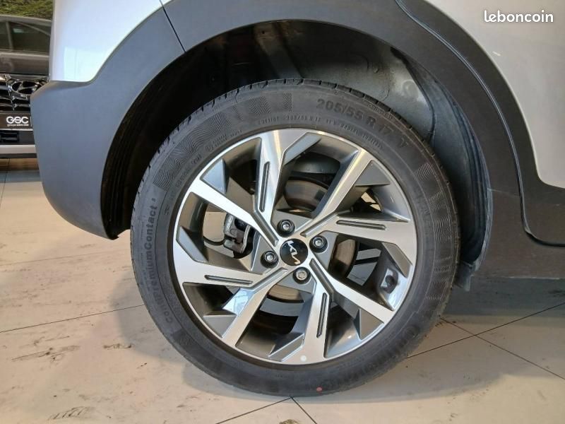 Kia Stonic 1.0 T-GDi 100ch GT Line (image 5)