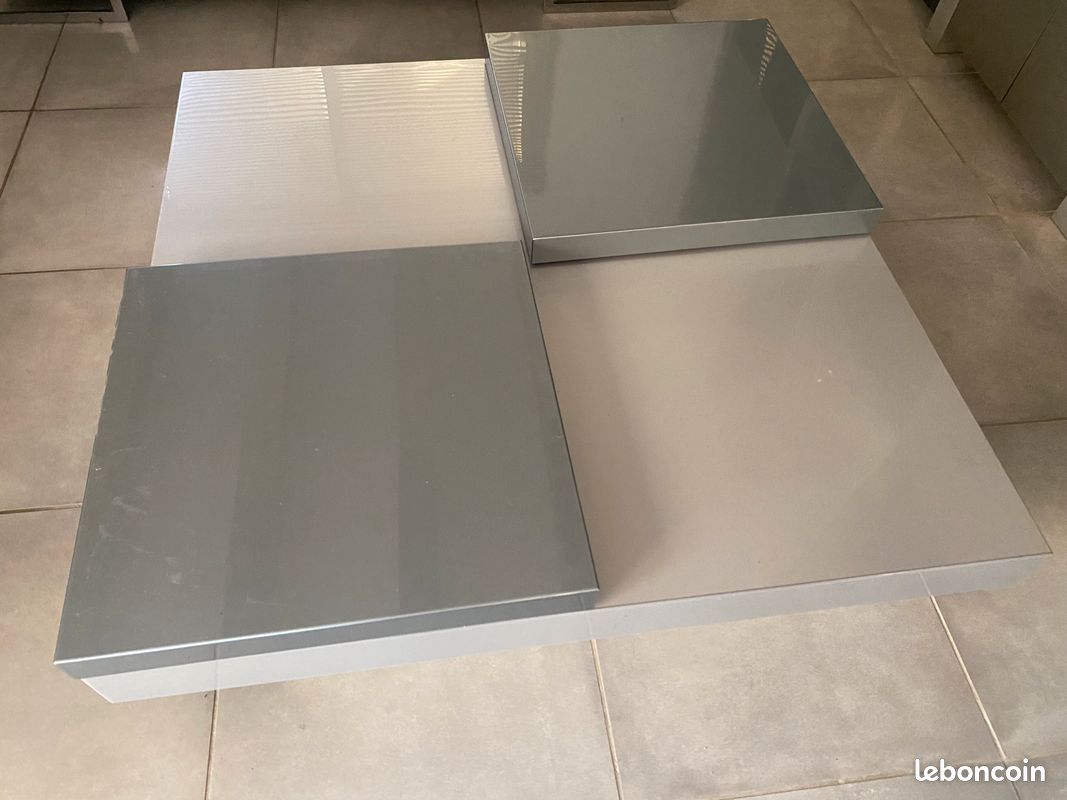 Table basse carrée "Podium" de Roche et Bobois (image 3)