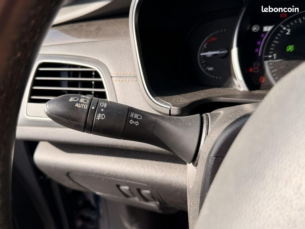 RENAULT TALISMAN 1.6 Energy dCi 130 EDC Intens (image 26)
