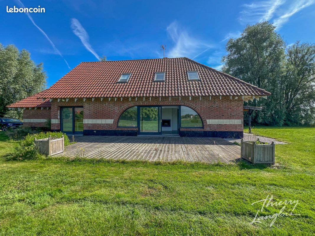 Maison 6 pièces 141 m² · à Auchy-lez-Orchies · 141 m² · 1 800 €/mois