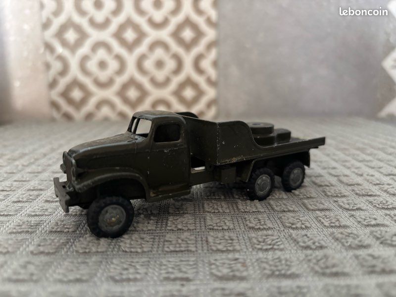 France jouet 1:50 - Model military vehicle - GMC/cckw Militaire Projecteur Anti Aérien - FJ France jouet 1:50 - Model military vehicle - GMC/cckw Militaire Projecteur Anti Aérien - FJ